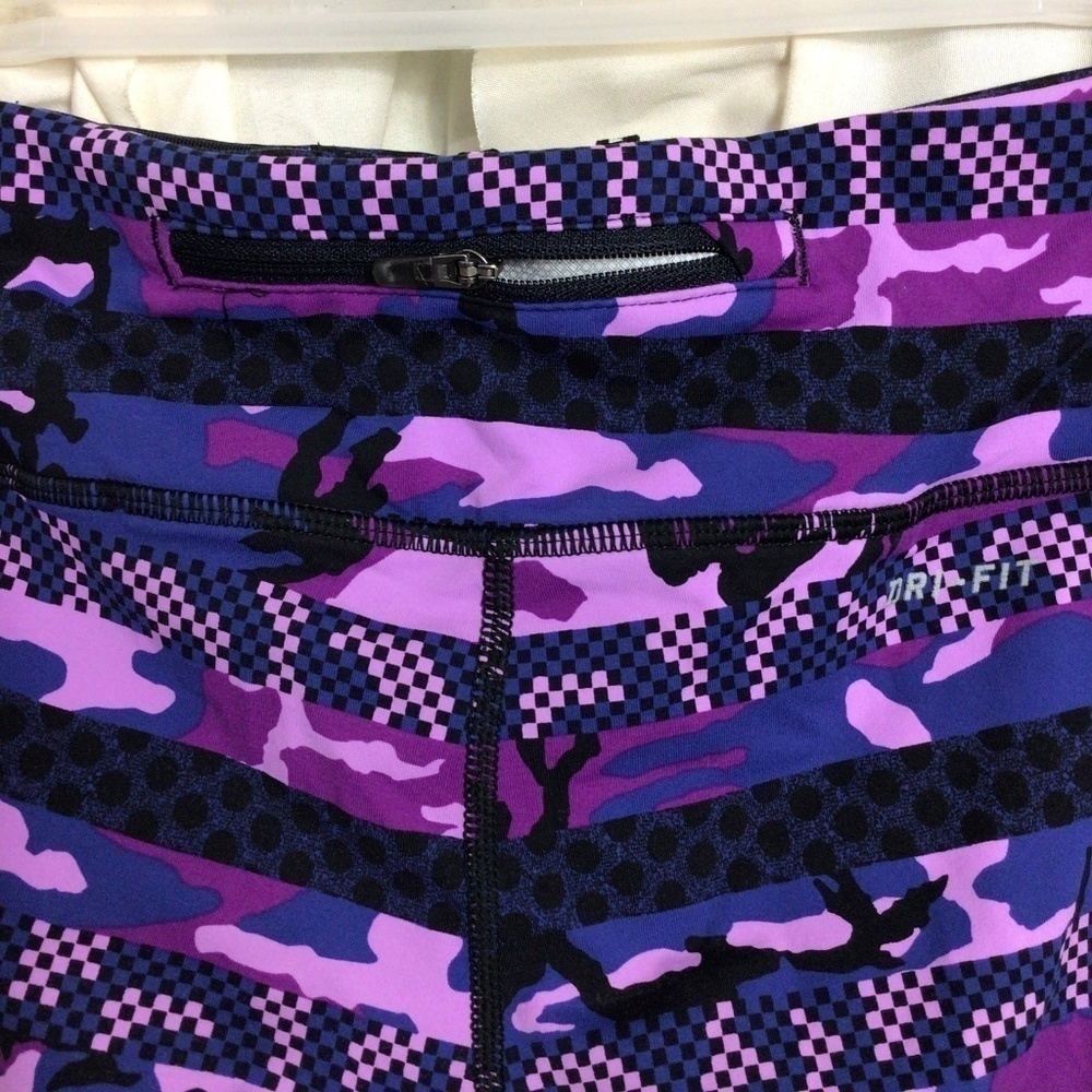Nike Clash Epic Lux Dri-Fit Running Legging - Picture 5 of 7